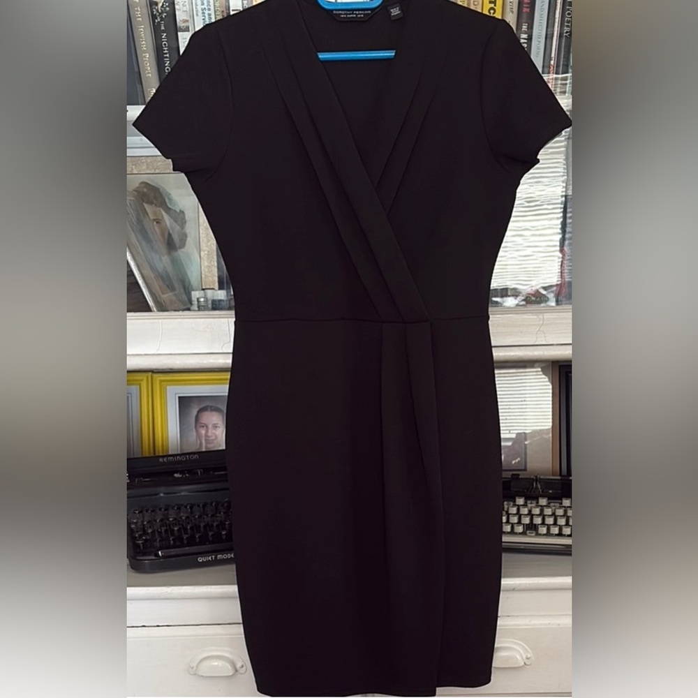 Dorothy Perkins Black Sheath Mini Dress V-Neck